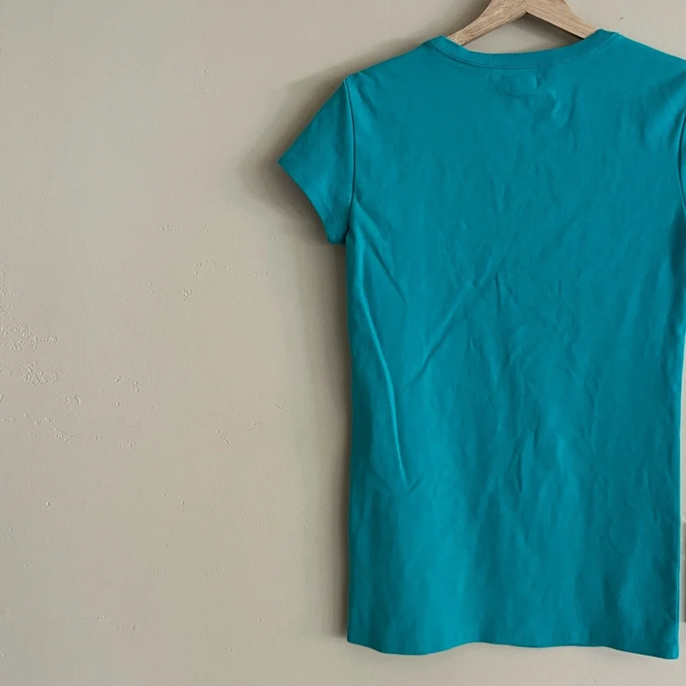 Basic Tee - Picture 4 of 5